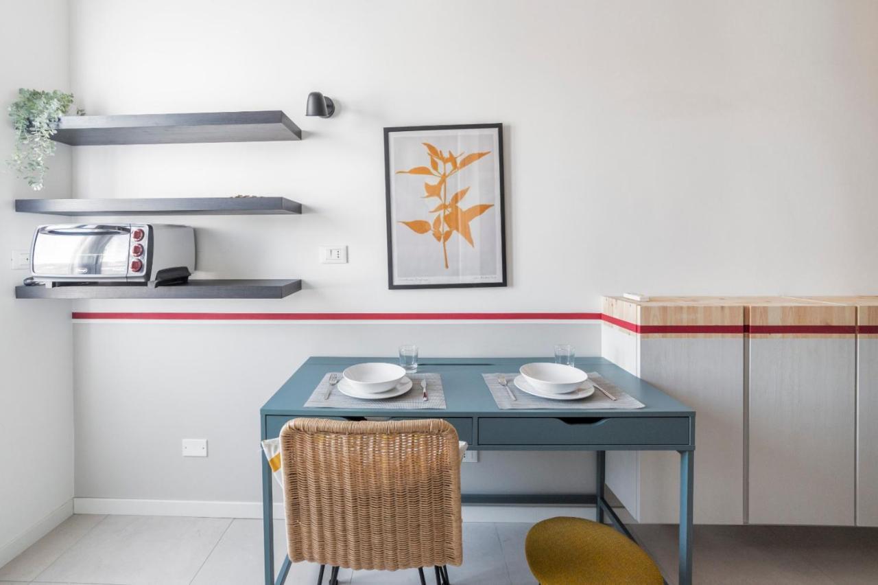 Naviglio Pavese Studio Apartment Milaan Buitenkant foto