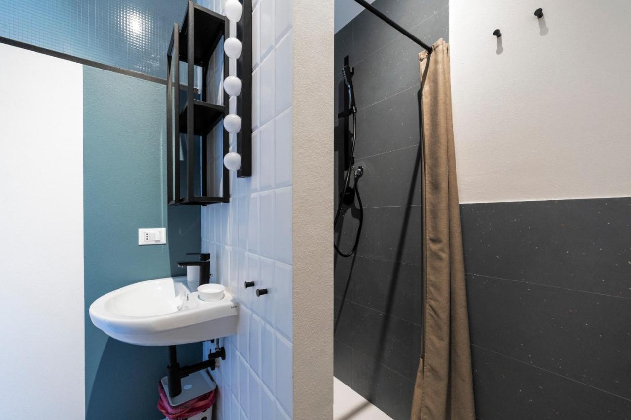 Naviglio Pavese Studio Apartment Milaan Buitenkant foto